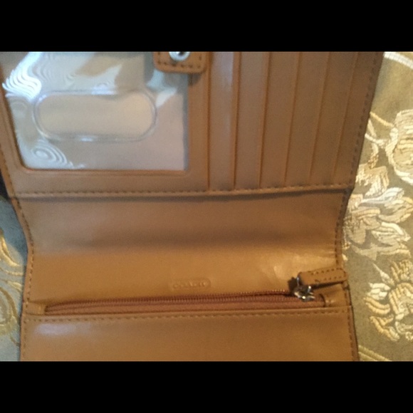 Coach Crossbody - Picture 3 of 3